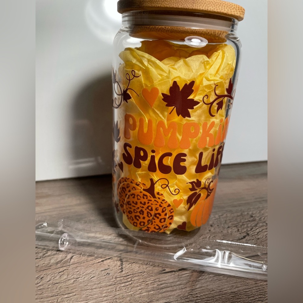 Pumpkin Spice Life
Glass Tumbler Set.